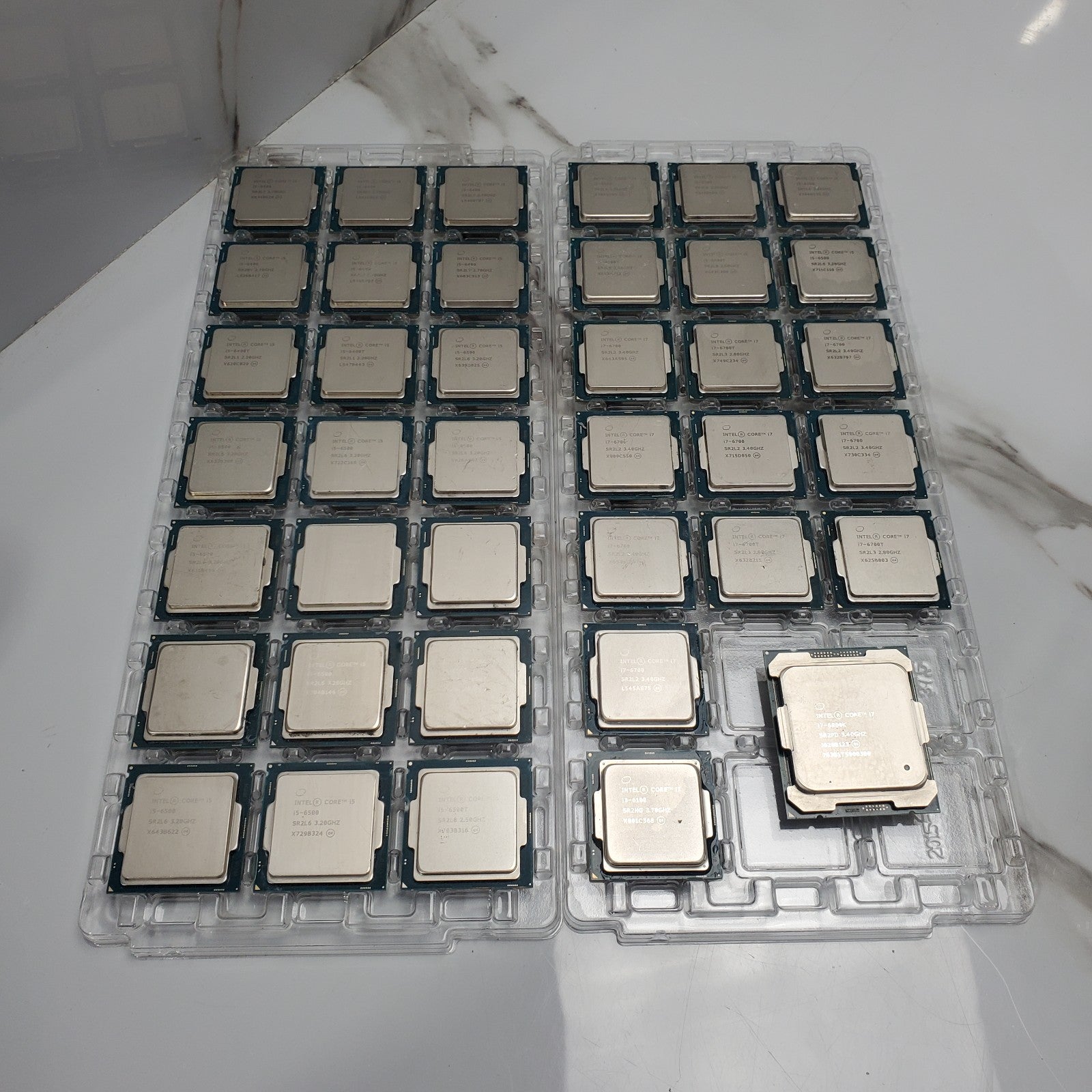 (Lot of 39) Intel 6th Gen Core i3 i5 i7 Desktop CPUs – Mixed Processor Lot *READ0