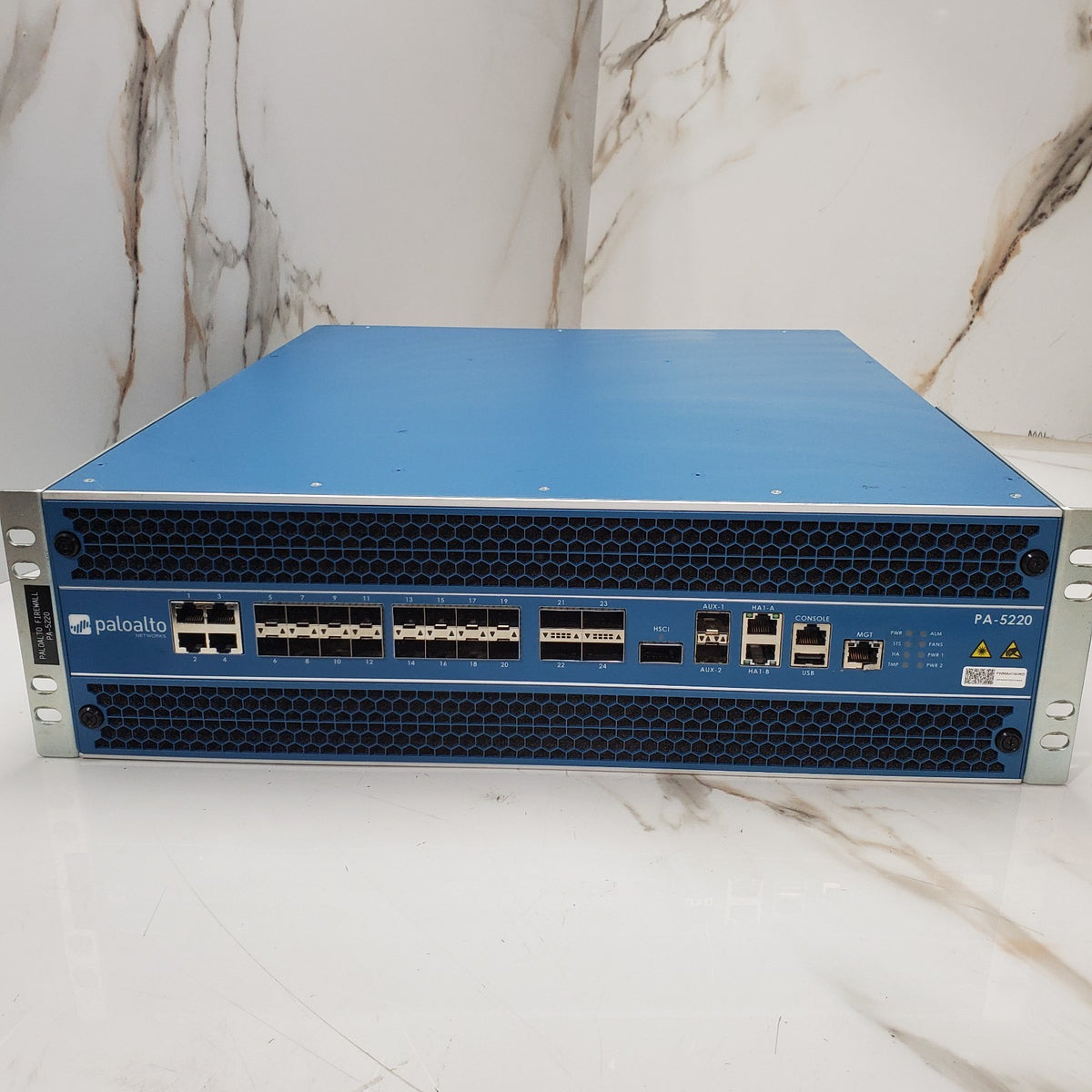 Palo Alto PA-5220 Next-Gen Firewall 24-Port 1/10/40GbE 3U Rack 2x PSU1