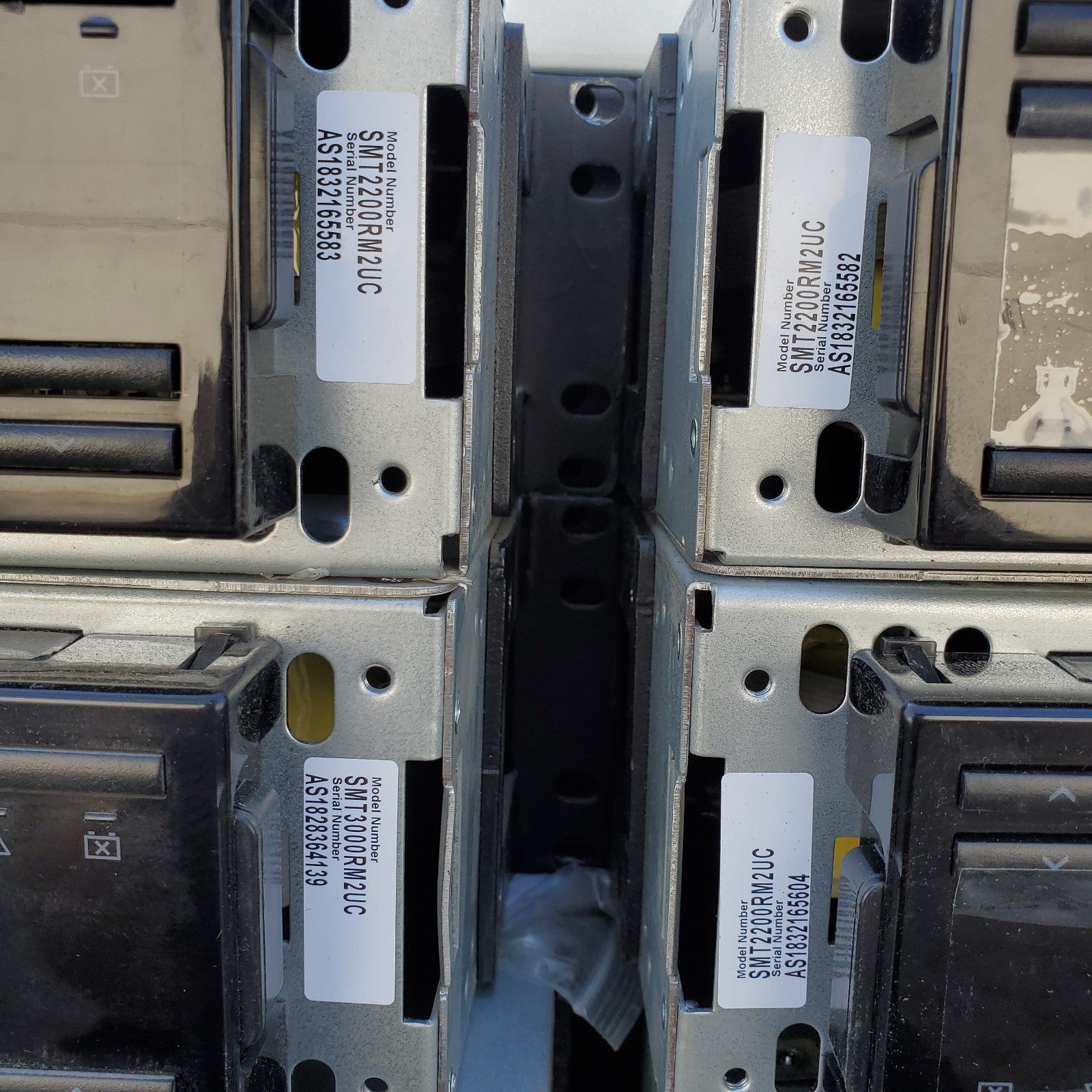(Lot of 17) APC SMT2200RM2UC/ SMT3000RM2UC SmartUPS *READ Description*7