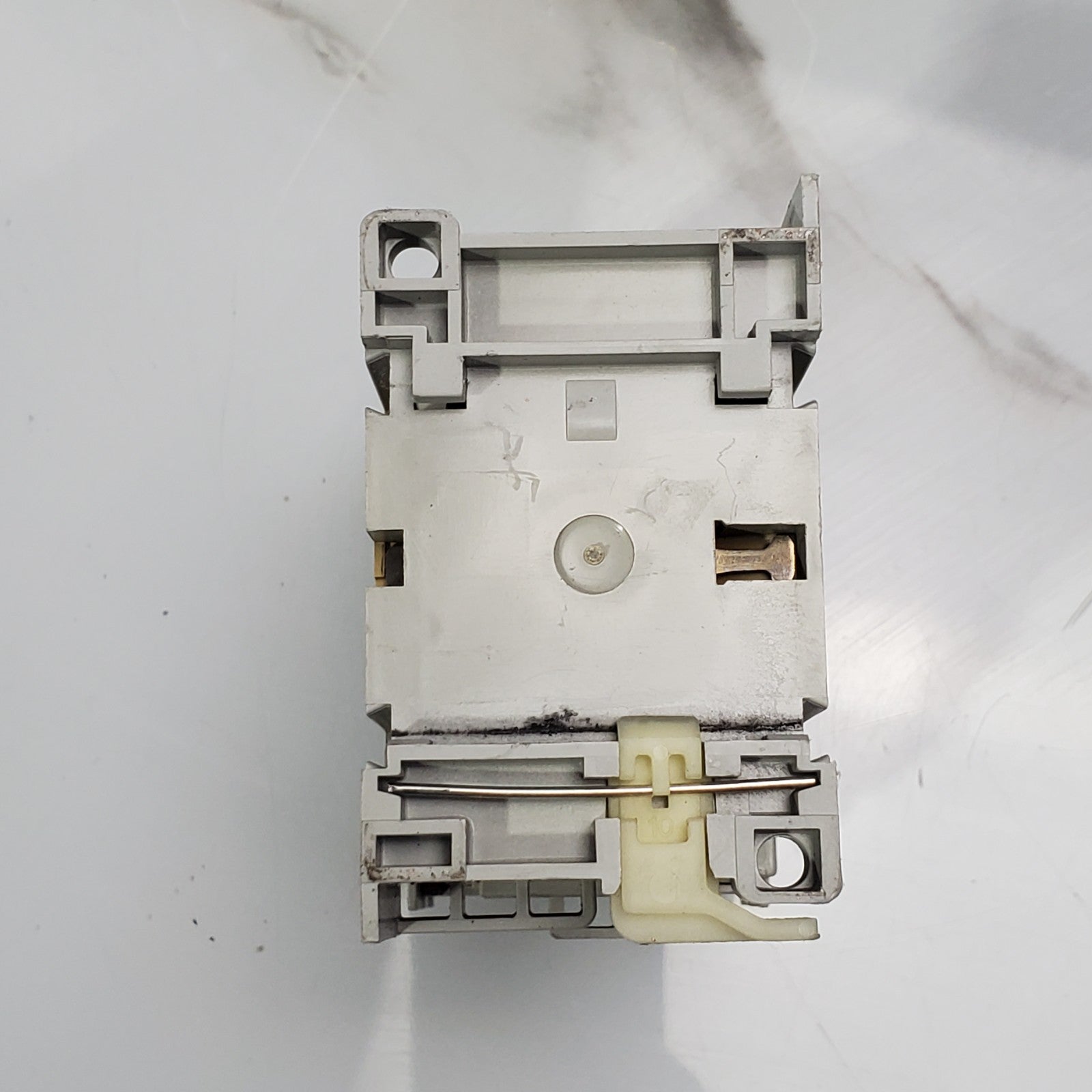 (Lot of 45) ALLEN BRADLEY | Contactor 32A 3 POLE 110V COIL 100C09Z*103