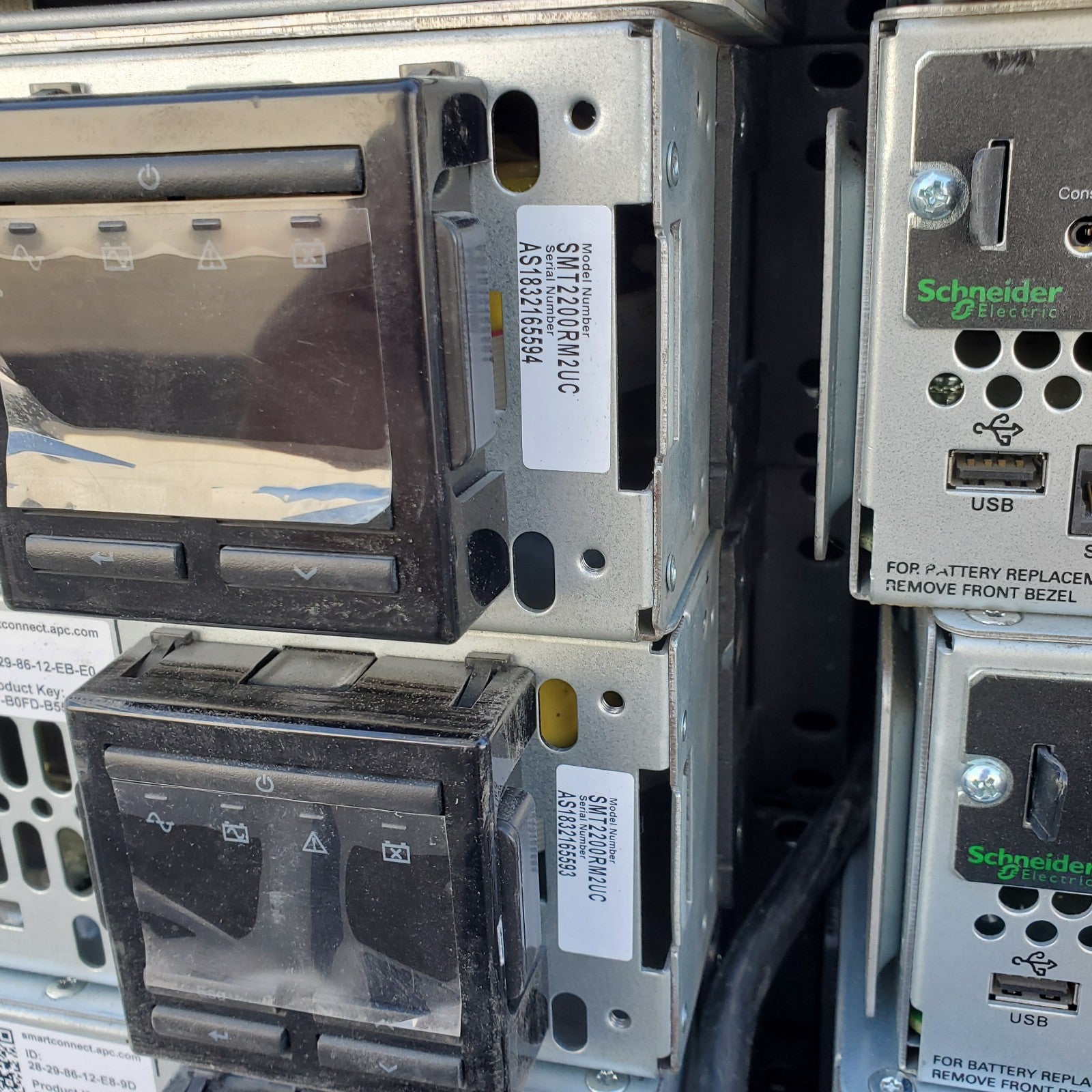 (Lot of 17) APC SMT2200RM2UC/ SMT3000RM2UC SmartUPS *READ Description*9