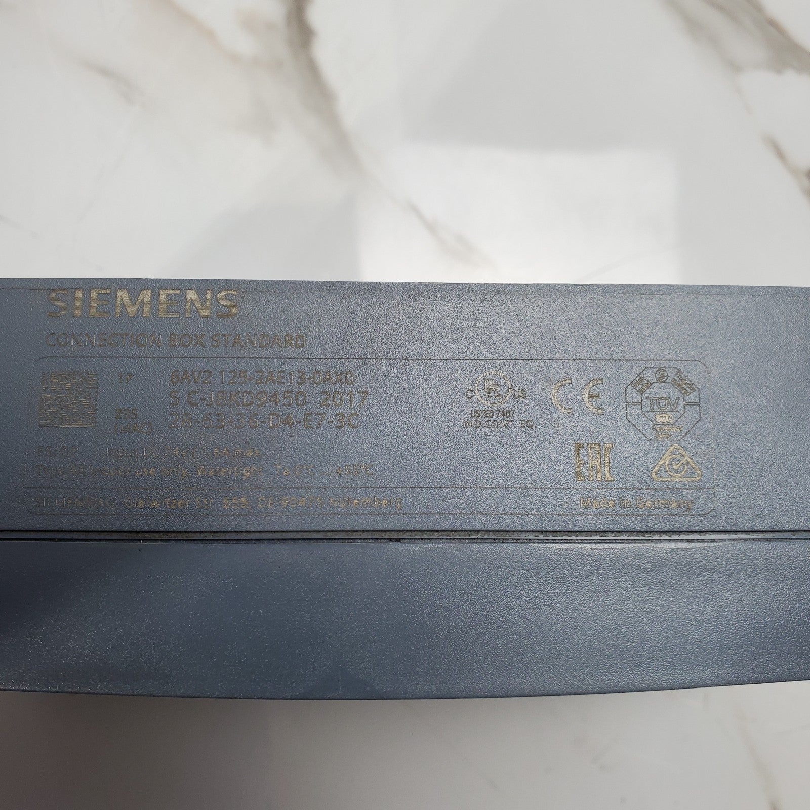 Siemens SIMATIC HMI KTP700F Mobile 6AV2125-2GB23-0AX0 + Connection Box 2AE1312