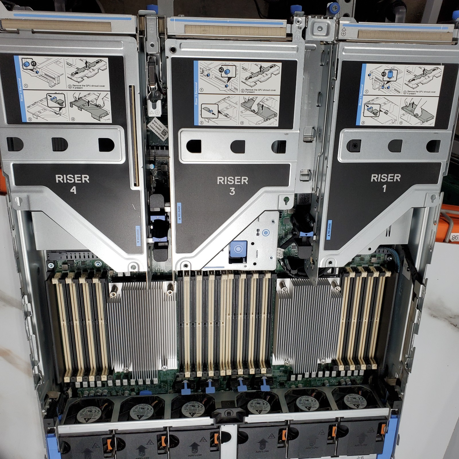 Dell EMC PowerEdge R7525 Dual AMD EPYC 7262 2.5" 24Bay Server *No RAM/Drives*12