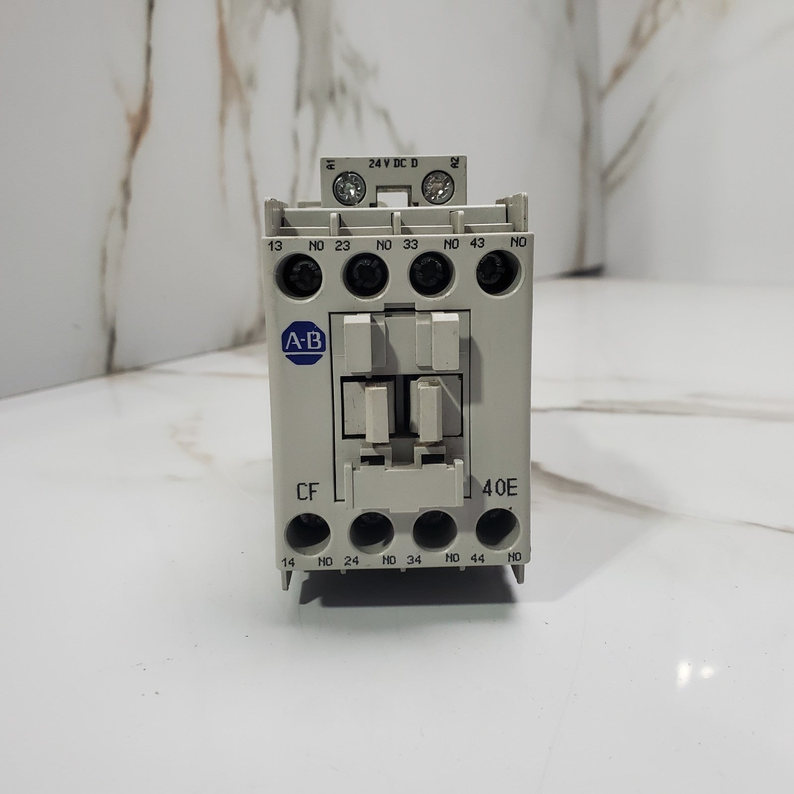 (Lot of 22) ALLEN BRADLEY 700CF400D A Coil 110/120V Industrial Control Relay1