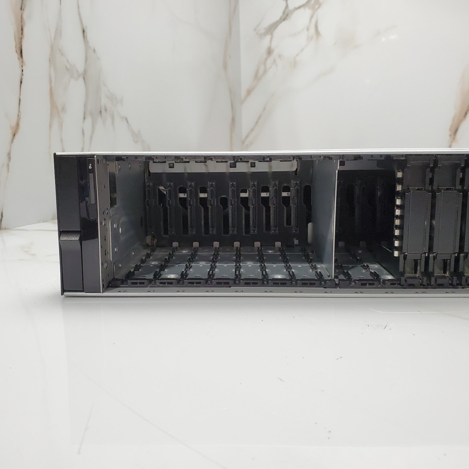 Dell EMC PowerEdge R7525 Dual AMD EPYC 7262 2.5" 24Bay Server *No RAM/Drives*3
