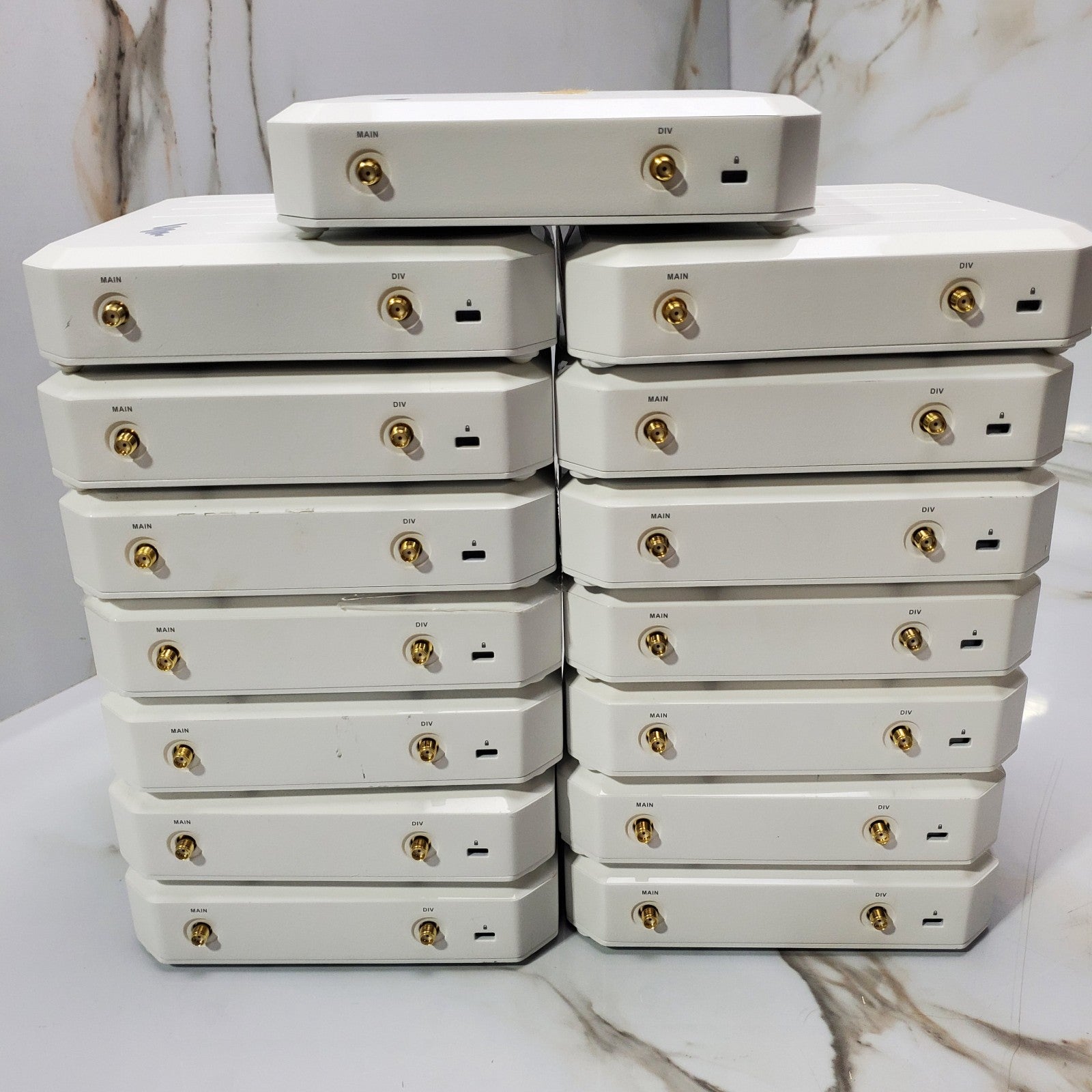 (lot of 15) CRADLEPOINT W1850 Wireless Endpoint Adapter W18505GB, S5A032A *READ6