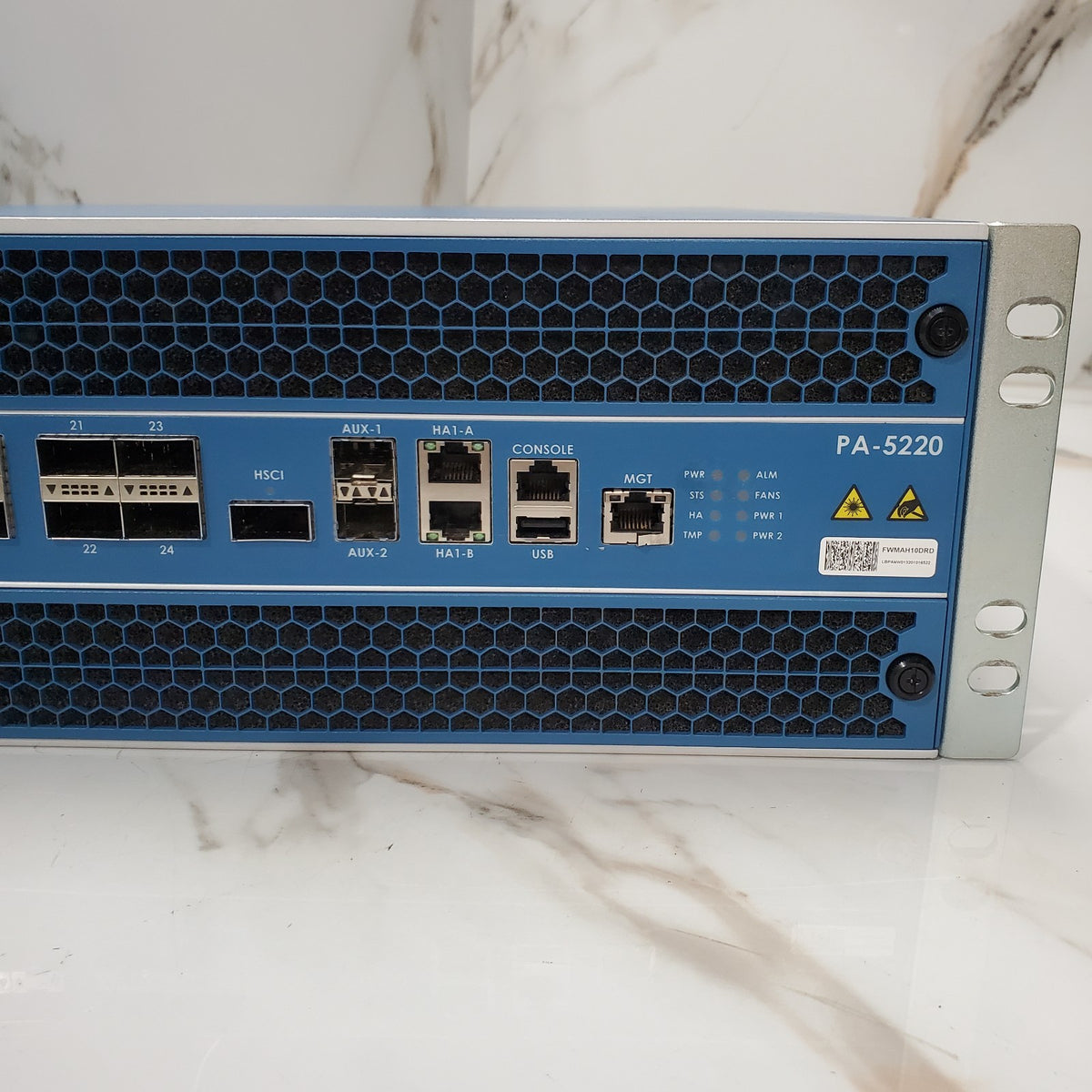Palo Alto PA-5220 Next-Gen Firewall 24-Port 1/10/40GbE 3U Rack 2x PSU3