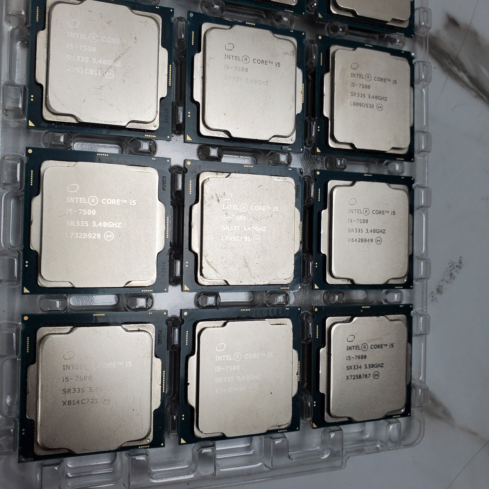 (Lot of 27) Intel 7th Gen Core i3 i5 i7 Desktop CPUs – Mixed Processor Lot *READ1