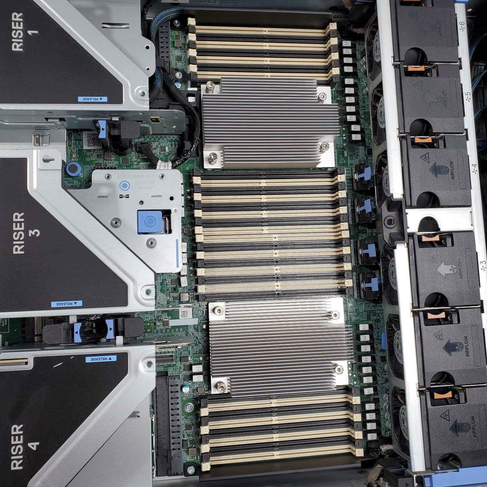 Dell EMC PowerEdge R7525 Dual AMD EPYC 7262 2.5" 24Bay Server *No RAM/Drives*14