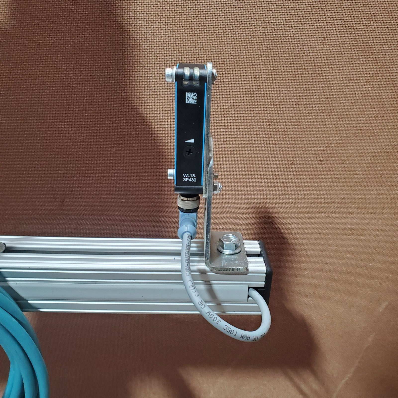 SICK CLV6300120 Laser Barcode Scanner Kit CDM4200102 WL183P430 Used4