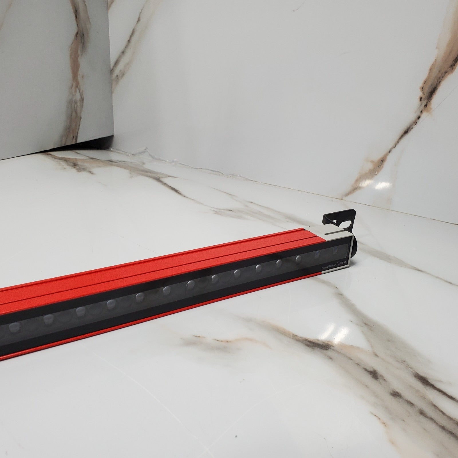AllenBradley 450LB4H0900YD GuardShield Safety Light Curtain 900mm3