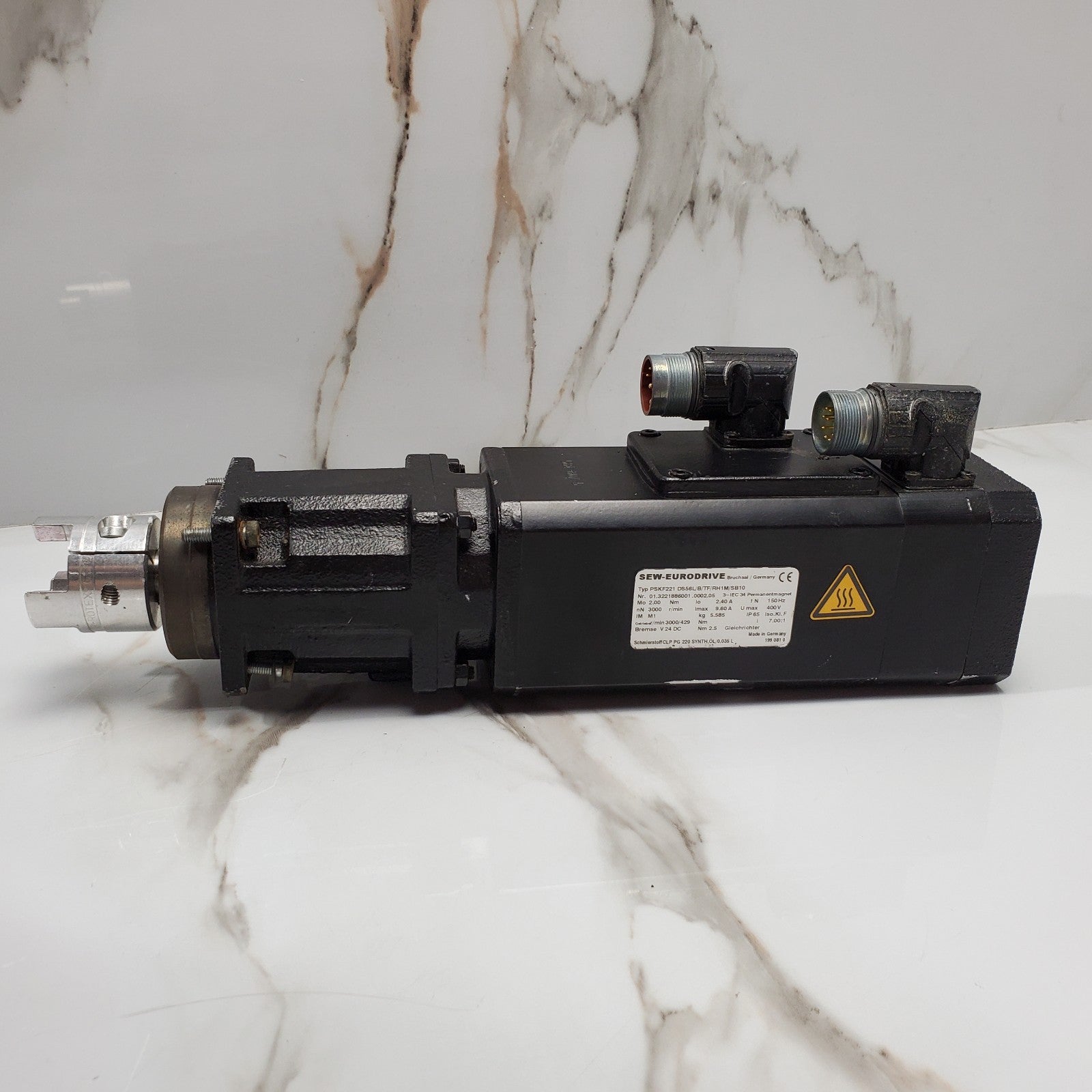 SEW EURODRIVE  SERVO MOTOR P/N: PSKF221 DS56L/B/TF/RH1M/SB103