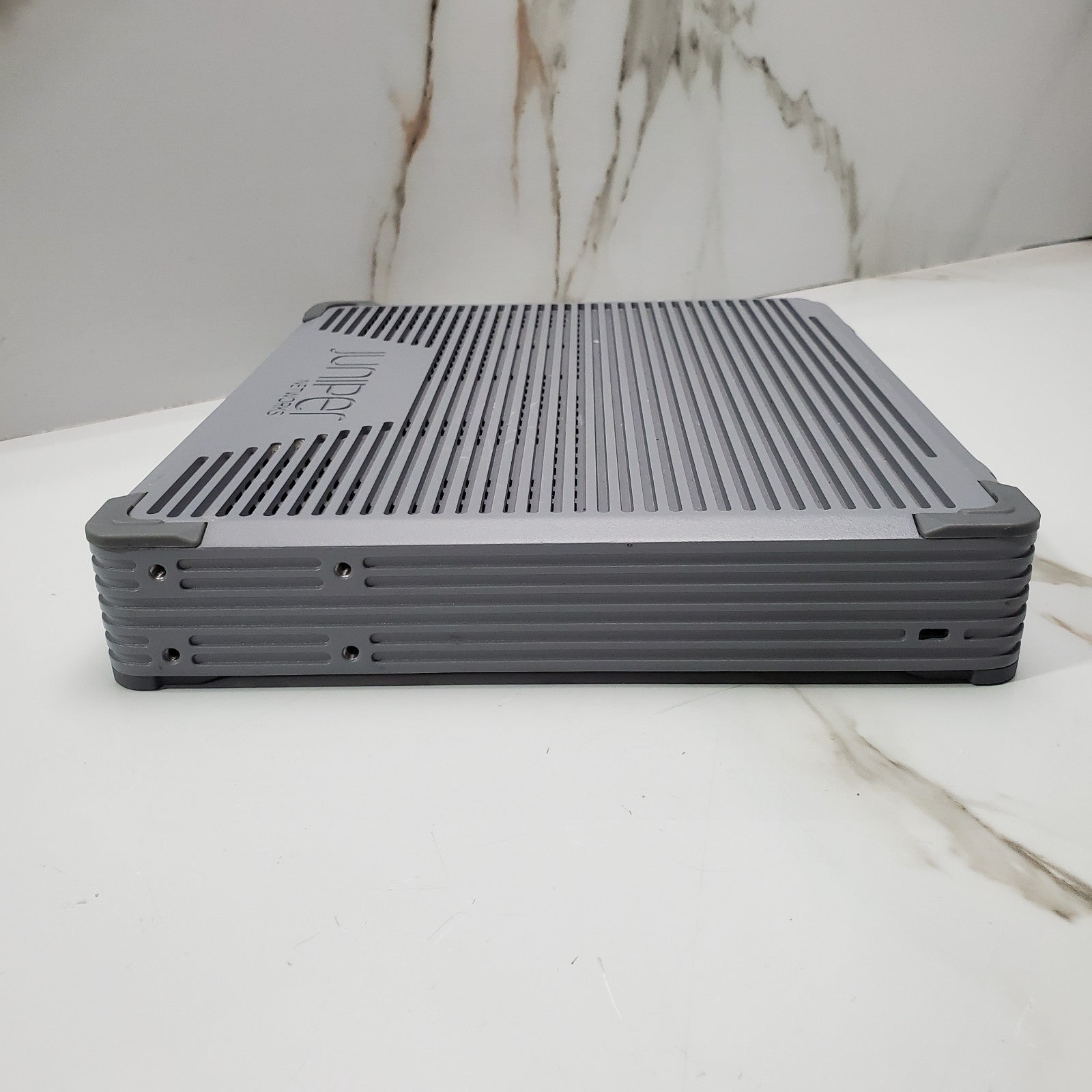 Juniper EX2300 12Port Gigabit PoE+ Managed Network Switch EX2300C12P5
