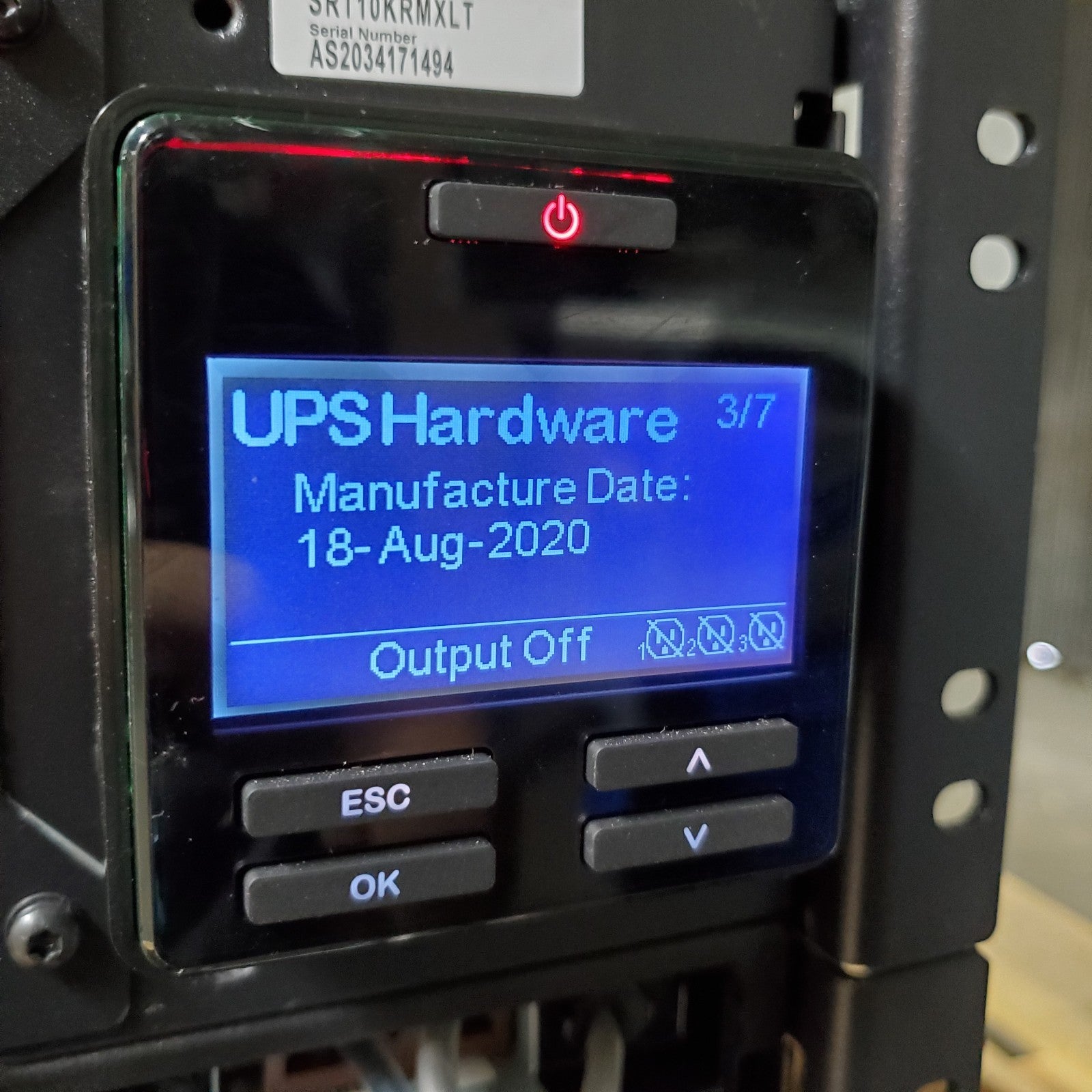 APC SmartUPS SRT 10kVA SRT10KRMXLT SRT10KRMTF + SRT192RMBP2 NEW BATTERY 1/20268