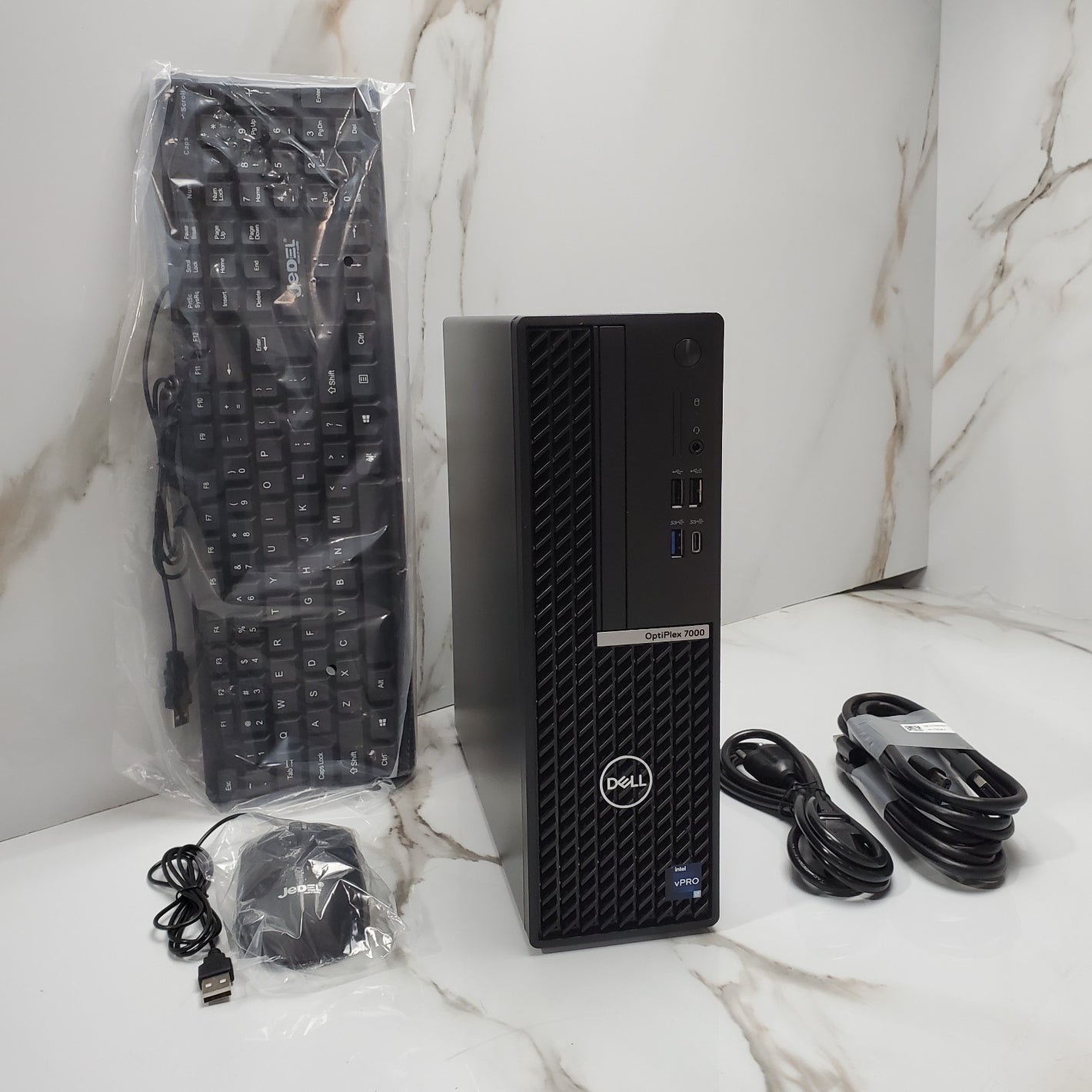 Dell OptiPlex 7000 SFF Intel i7-12700 32GB RAM 256GB SSD WIN 11 W/Accessories0