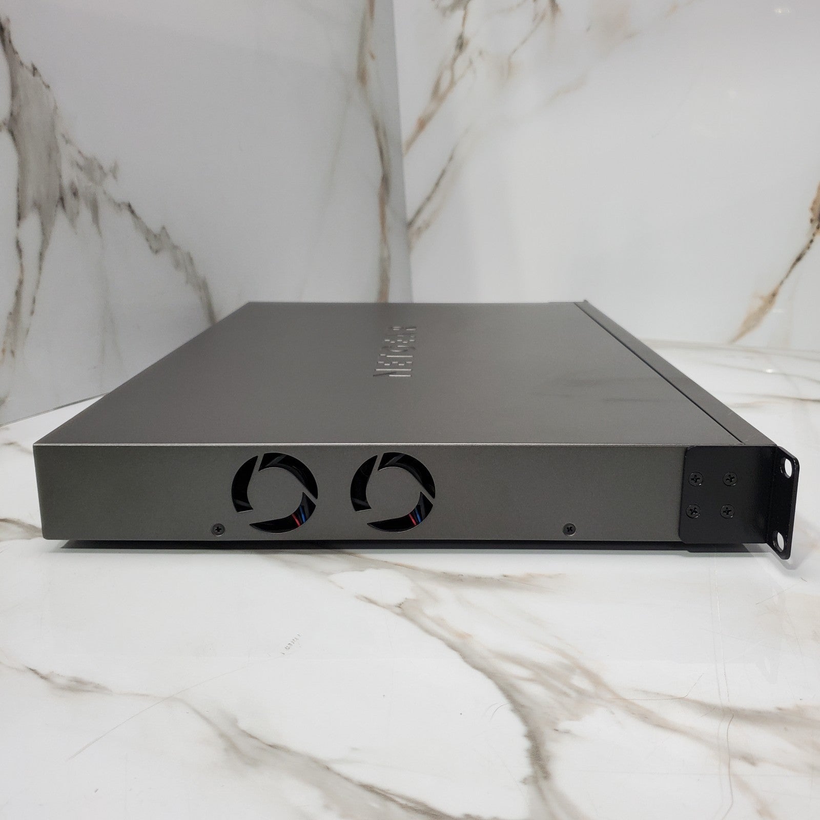 NETGEAR ProSafe (GS752TP) 52 Port Gigabit Ethernet Switch w/ Mounting Brackets5