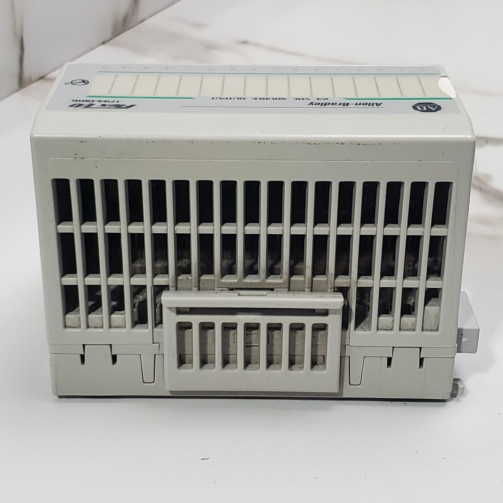 (Lot of 34) Allen Bradley Flex I/O DC Output module 1794OB164