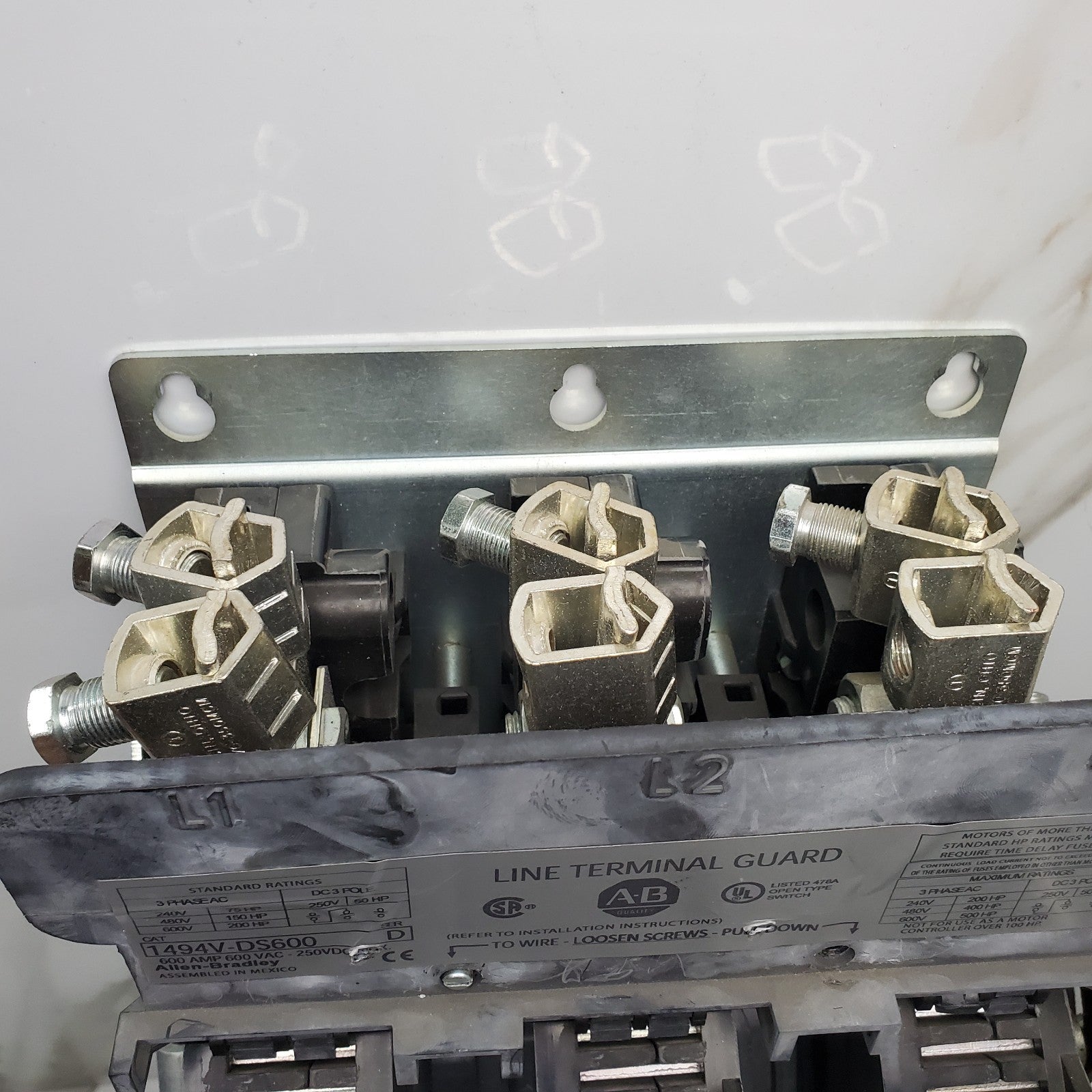 AllenBradley 1494VDS600 Ser D 600 A Disconnect + FS600 Block + 3 LPJ500SP10