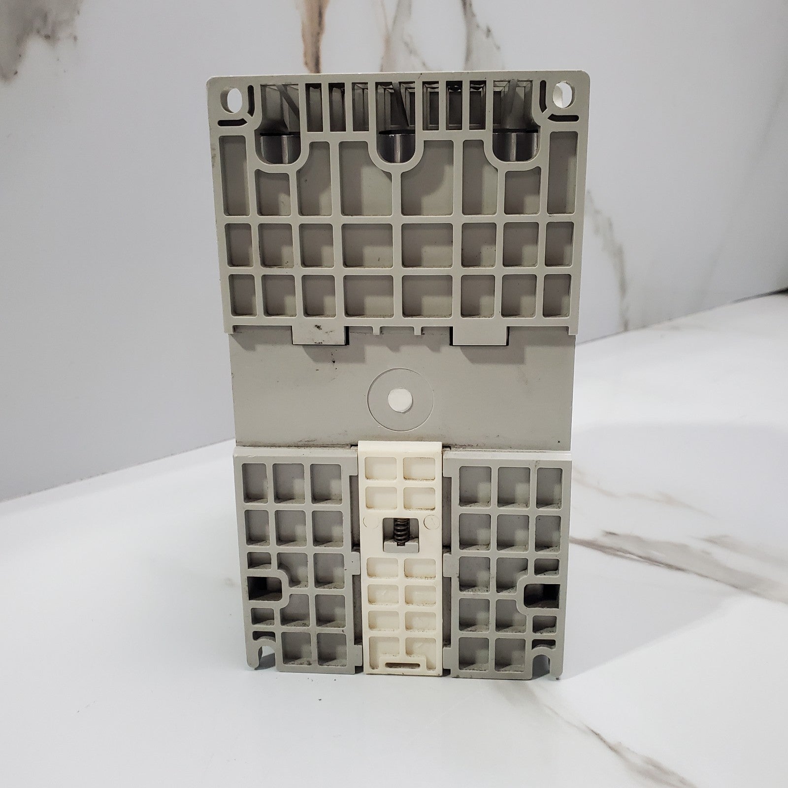 (Lot of 17) Allen Bradley 22BE3P0N104 AC Drive, Series A 2.0HP Working *Read*7