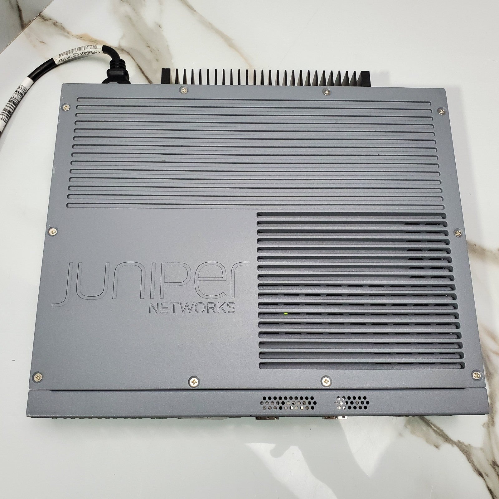 Juniper EX2200C12P2G 12Port Gigabit Ethernet PoE+ Compact Network Switch4