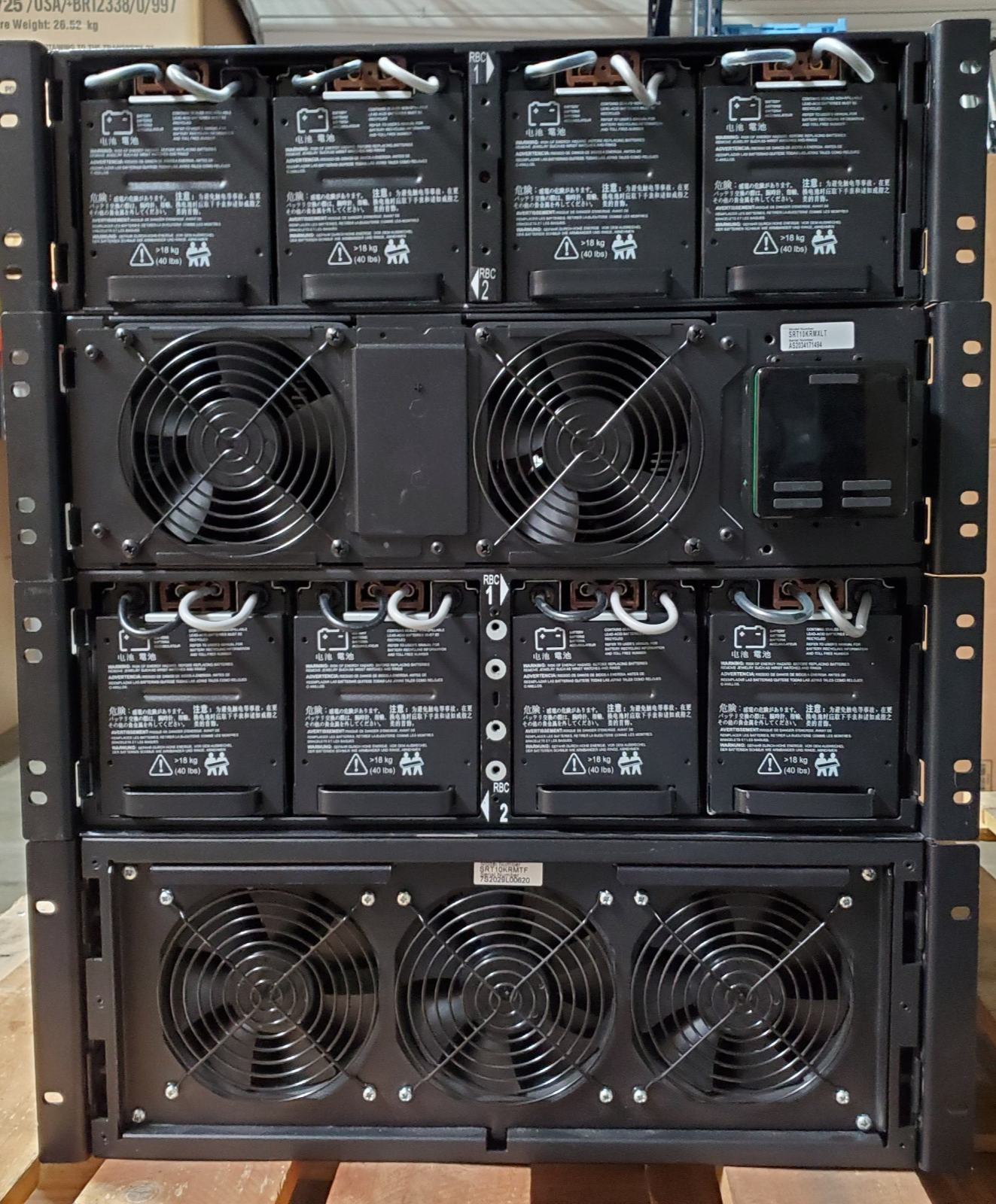 APC SmartUPS SRT 10kVA SRT10KRMXLT SRT10KRMTF + SRT192RMBP2 NEW BATTERY 1/20262