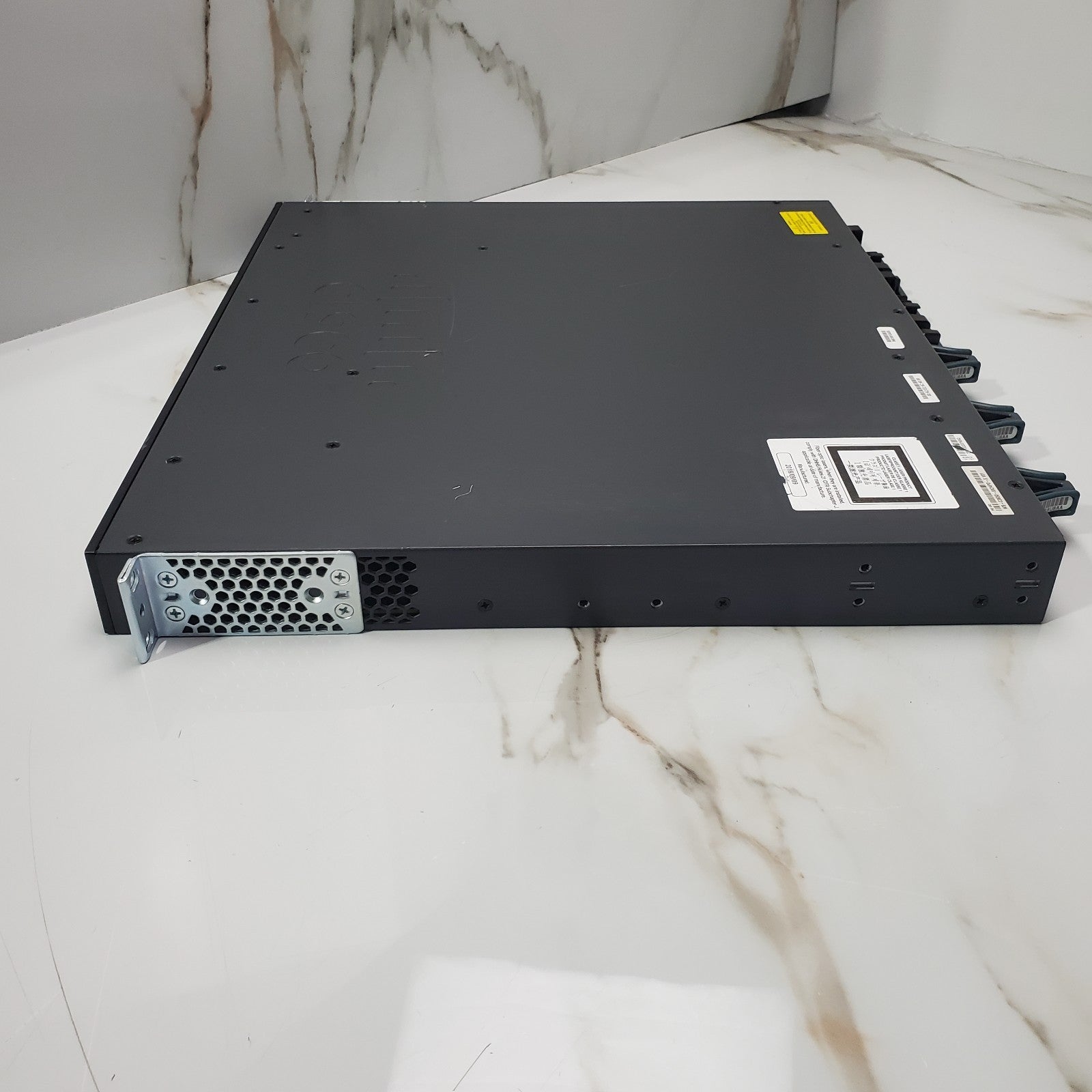 Cisco WSC36508X24PDS Catalyst 3650 Series 24Port Managed Switch6